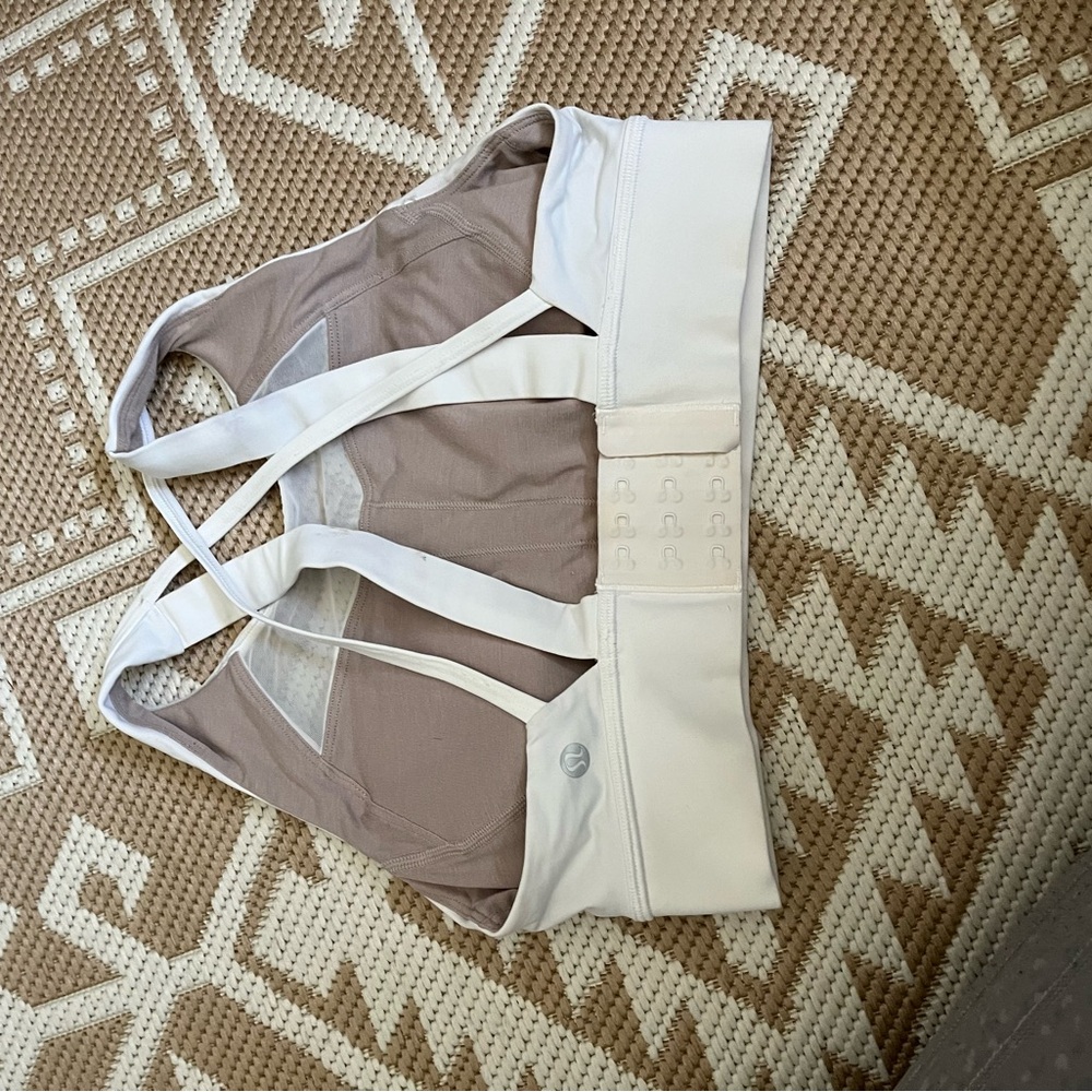 Lululemon bra